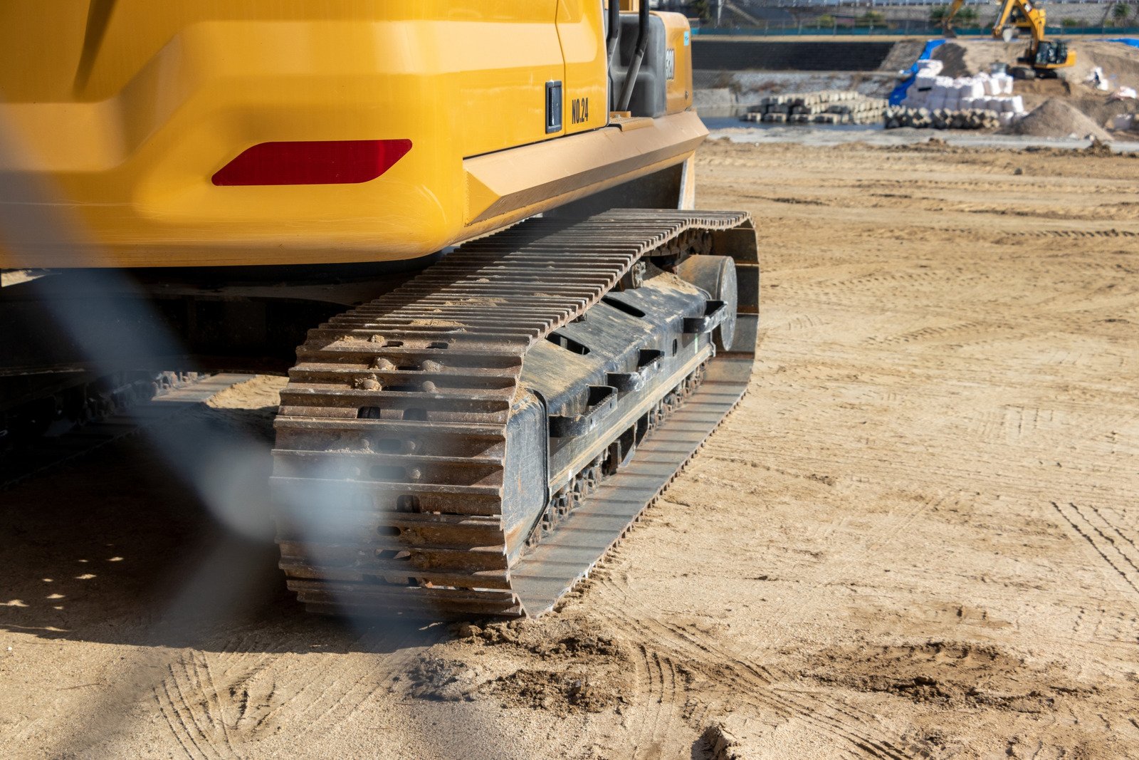 Crawler vehicle